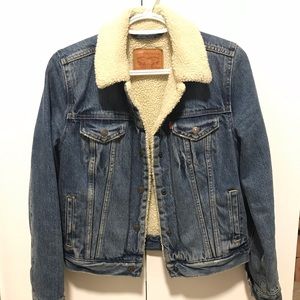 LEVI’S sherpa jacket
